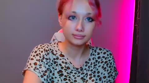 Snapshot of tommioo7 chatting on 1, 2, 2025 Galadriel online show from 1, 2, 2025