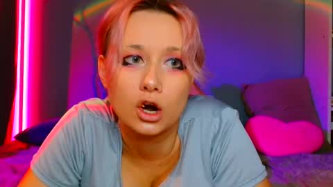 Snapshot of tommioo7 chatting on 16, 2, 2025 Galadriel online show from 16, 2, 2025