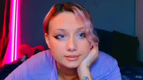 Snapshot of tommioo7 chatting on 4, 3, 2025 Galadriel online show from 4, 3, 2025