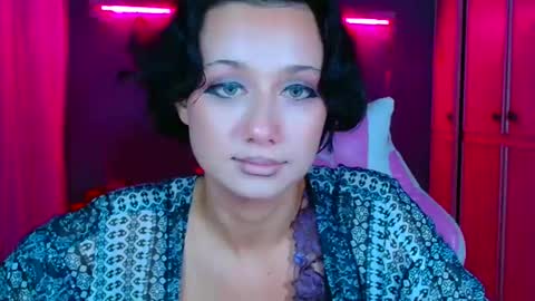 Snapshot of tommioo7 chatting on 3, 10, 2025 Galadriel online show from 3, 10, 2025