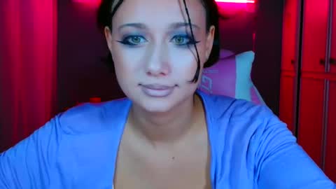 Snapshot of tommioo7 chatting on 10, 10, 2025 Galadriel online show from 10, 10, 2025