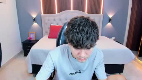 Tommy  online show from 30, 4, 2026