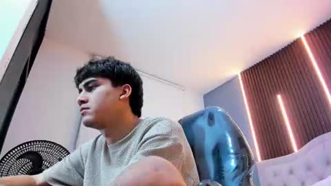 Tommy  online show from 28, 6, 2026