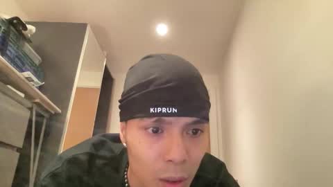 tommy434022 online show from 1, 3, 2026