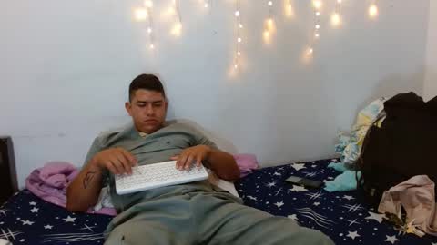 tommy_2456 online show from 9, 12, 2024