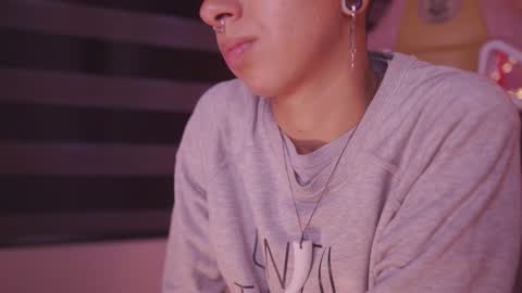 Blue  online show from 17, 2, 2025