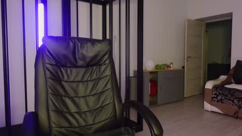 Snapshot of tommy_burnzzz chatting on 11, 1, 2025 tommy burnzzz online show from 11, 1, 2025