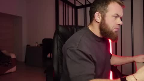 Snapshot of tommy_burnzzz chatting on 27, 2, 2025 tommy burnzzz online show from 27, 2, 2025