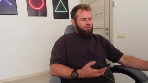 Snapshot of tommy_burnzzz chatting on 7, 10, 2025 tommy burnzzz online show from 7, 10, 2025