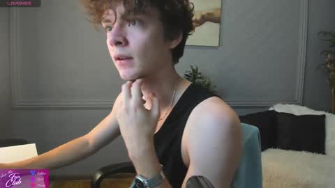 Snapshot of tommy_jamm chatting on 4, 3, 2025 Tommy online show from 4, 3, 2025