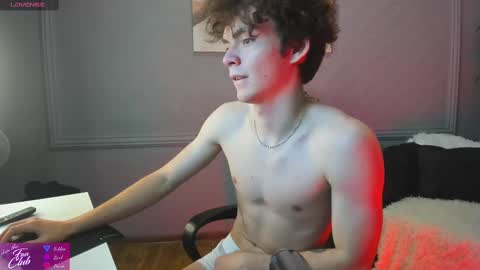 Snapshot of tommy_jamm chatting on 4, 3, 2025 Tommy online show from 4, 3, 2025