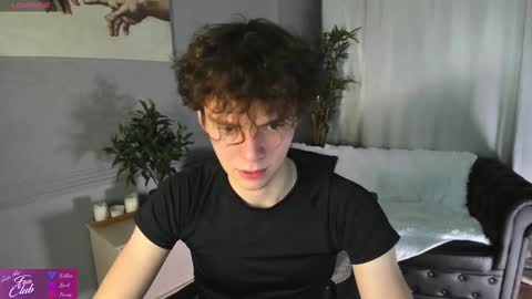 Snapshot of tommy_jamm chatting on 6, 3, 2025 Tommy online show from 6, 3, 2025