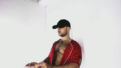 Snapshot of tommy_sccott chatting on 2, 10, 2025 tommy_sccott online show from 2, 10, 2025