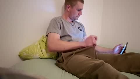 Snapshot of tommyboy9769 chatting on 28, 11, 2025 Tommy online show from 28, 11, 2025