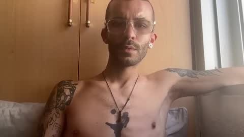 TOMMYDESIREX online show from 30, 4, 2026