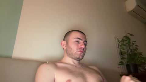 Snapshot of tommyflash_tut chatting on 10, 2, 2025 tommyflash_tut online show from 10, 2, 2025
