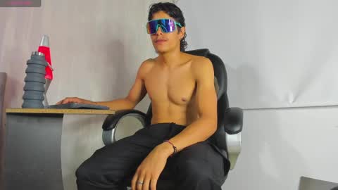 Snapshot of tommyhot7 chatting on 23, 6, 2026 tommyhot7 online show from 23, 6, 2026