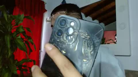 Snapshot of tomscott_777 chatting on 27, 9, 2025 sebasmontoya 777 online show from 27, 9, 2025