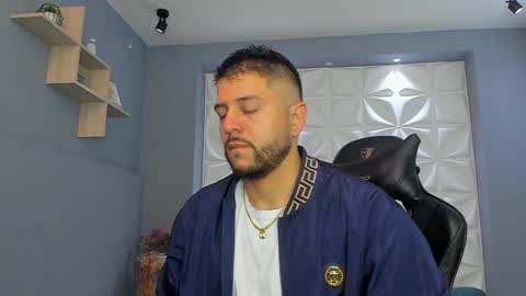 Sr. Thomas online show from 31, 1, 2025