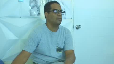 Antonio online show from 4, 2, 2025