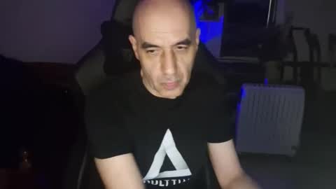 Snapshot of toninspektor chatting on 12, 10, 2025 toninspektor online show from 12, 10, 2025