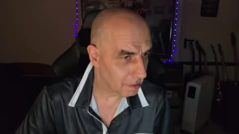Snapshot of toninspektor chatting on 5, 5, 2026 toninspektor online show from 5, 5, 2026