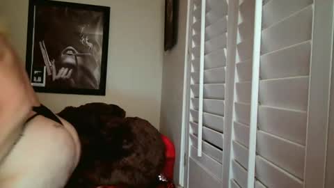 Honeys Snow Bunny online show from 9, 2, 2025