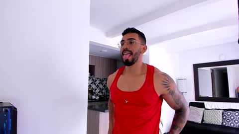Snapshot of tony_muscle1 chatting on 28, 2, 2025 tony muscle1 online show from 28, 2, 2025