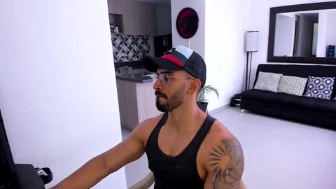 Snapshot of tony_muscle1 chatting on 9, 3, 2025 tony muscle1 online show from 9, 3, 2025