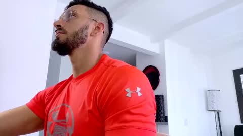 Snapshot of tony_muscle1 chatting on 16, 3, 2026 tony muscle1 online show from 16, 3, 2026