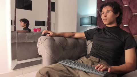 Tony Benedetti online show from 5, 1, 2026