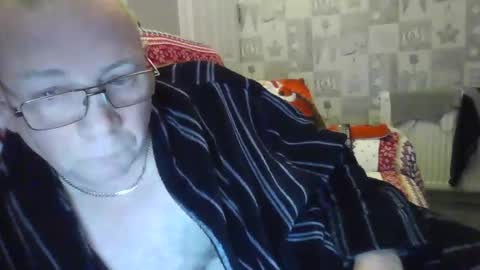 Snapshot of tonygibbson62 chatting on 13, 12, 2024 tonygibbson62 online show from 13, 12, 2024