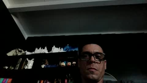 tonyrz343 online show from 9, 1, 2025