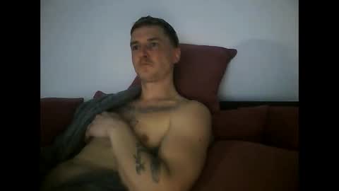 tonystrawberry online show from 28, 3, 2026