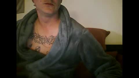 tonystrawberry online show from 30, 4, 2026