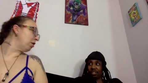 toochillcouple420 online show from 7, 12, 2024