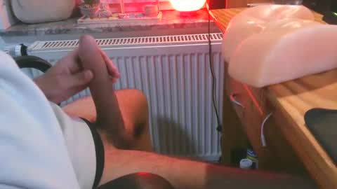 Snapshot of toohugeandstonedxoxo chatting on 16, 9, 2025 toohugeandstonedxoxo online show from 16, 9, 2025