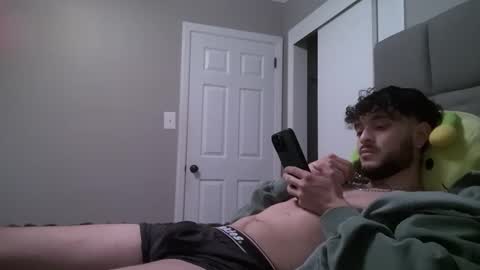 Snapshot of toolittletool chatting on 19, 12, 2025 Toolittletool online show from 19, 12, 2025