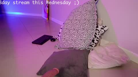 Come find me on Fansly  online show from 20, 1, 2025