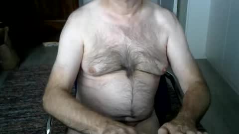 Snapshot of tooohard chatting on 20, 10, 2025 Alex online show from 20, 10, 2025