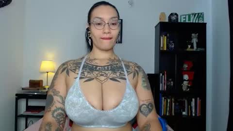 toothyy online show from 18, 5, 2026