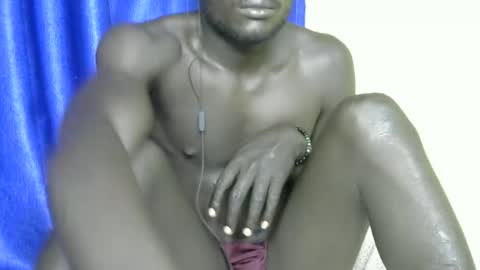 Snapshot of top_rider chatting on 15, 11, 2025 Victor online show from 15, 11, 2025