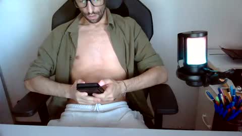 Snapshot of topg84 chatting on 6, 7, 2026 Topg84 online show from 6, 7, 2026