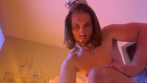 topherhopkins744 online show from 31, 3, 2026