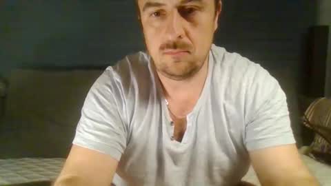 Snapshot of tophunk84 chatting on 21, 3, 2026 tophunk84 online show from 21, 3, 2026