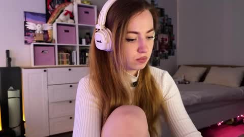 Lina  Next stream January 4  11am UTC 0 online show from 4, 6, 2026