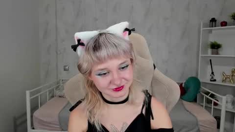 Tori online show from 9, 10, 2025