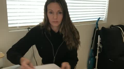 Tori Ryann online show from 6, 1, 2025