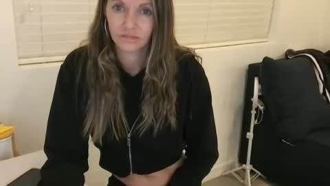 Tori Ryann online show from 7, 1, 2025