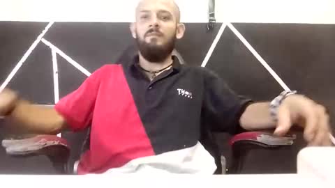 Snapshot of toro_franco2 chatting on 2, 12, 2024 toro_franco2 online show from 2, 12, 2024